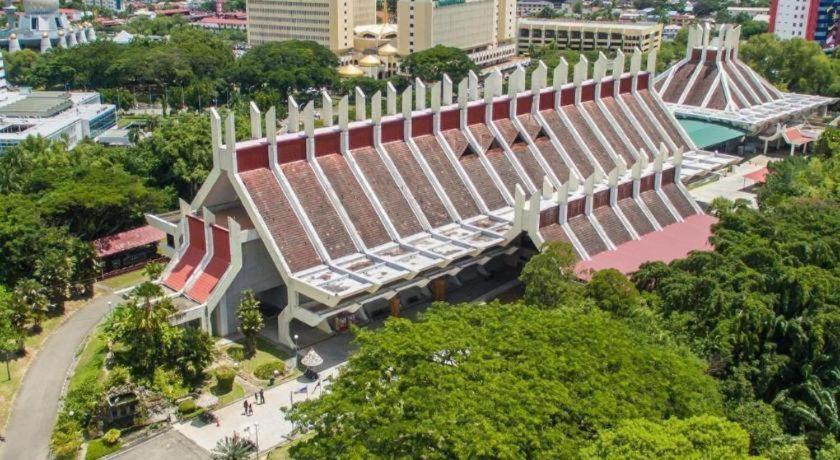 Monaco Boutique Hotel Sadong Jaya Kota Kinabalu Kültér fotó